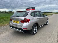 Begagnad BMW X1 xLine 2012 Silver SUV