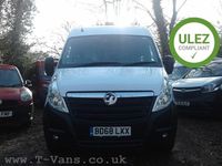 Used Vauxhall Movano 130 HP (95 kW) 2019 White MPV