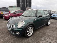 Usado Mini Cooper D Hatch 2009 Verde Utilitario