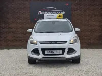 Usado Ford Kuga Titanium 150 CV (110 kW) 2016 Blanco SUV