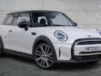 Used Mini Cooper Exclusive 134 HP (98 kW) 2023 White Hatchback