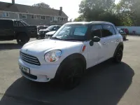 Used Mini Cooper D 2014 White Hatchback