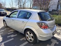 Begagnad Vauxhall Astra Active 2010 Silver Halvkombi