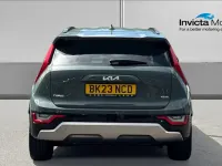 Used Kia Niro 183 HP (134 kW) 2023 Cityscape green metallic SUV