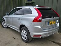 Usado Volvo XC60 SE 190 HP (139 kW) 2017 Prateado SUV