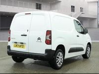 Used Citroën Berlingo 100 HP (73 kW) 2022 White MPV