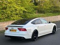 Used Audi A7 2013 White Hatchback