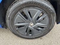 Used Skoda Fabia Colour Edition 79 HP (58 kW) 2023 Race blue metallic black body / magic pearl effect roof Hatchback