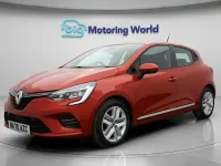 Używany Renault Clio V Play 100 KM (73 kW) 2020 Czerwony Hatchback