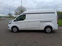 Begagnad Ford Transit Custom Limited 170 HK (125 kW) 2023 Vit Van