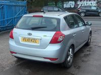 Used Kia Ceed 89 HP (65 kW) 2010 Silver Hatchback
