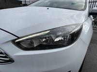 Used Ford Focus Titanium 125 HP (91 kW) 2015 White Hatchback