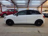 Used Audi A1 Sportback Design 95 HP (69 kW) 2016 White Hatchback