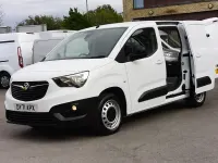 Used Vauxhall Combo Edition 130 HP (95 kW) 2021 White MPV