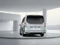 New Mercedes V300 Premium 237 HP (174 kW) 2025 MPV