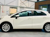 Used Kia Rio 109 HP (80 kW) 2011 White Hatchback