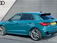 Usado Audi A1 Advanced 110 HP (80 kW) 2021 Verde SUV