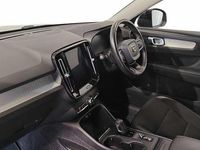 Used Volvo XC40 Momentum 150 HP (110 kW) 2019 Black SUV