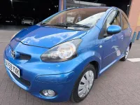 Usado Toyota Aygo 2009 Azul Citadino