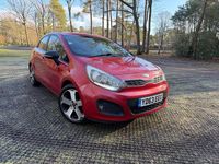 Used Kia Rio 107 HP (78 kW) 2013 Red Hatchback