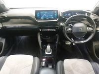 Used Peugeot e-2008 Premium 100 kW (136 HP) 2021 White SUV