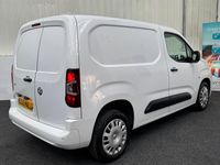 Used Vauxhall Combo Sportive 100 HP (73 kW) 2020 White MPV