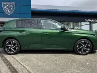 Used Peugeot 308 Allure Premium 129 HP (94 kW) 2023 Green Hatchback