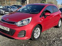 Used Kia Rio 2015 Red Hatchback