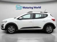Used Dacia Sandero Comfort 91 HP (66 kW) 2022 White Hatchback