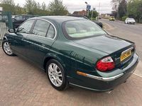 Usado Jaguar S-Type SE 298 HP (219 kW) 2003 Verde Sedan