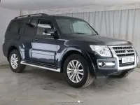 Used Mitsubishi Shogun 187 HP (137 kW) 2016 Green SUV