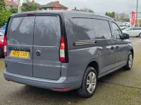 Usado VW Caddy S 2023 Cinzento Monovolume