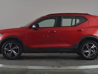 Używany Volvo XC40 Plus 163 KM (119 kW) 2026 SUV