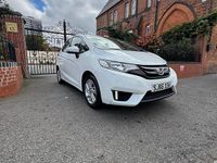 Used Honda Jazz SE 102 HP (75 kW) 2016 White Hatchback