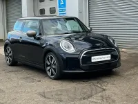 Used Mini Cooper Exclusive 134 HP (98 kW) 2021 Black Hatchback