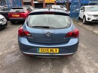 Used Vauxhall Astra SRi 115 HP (84 kW) 2015 Blue Hatchback