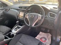 Used Nissan Qashqai N-Connecta 115 HP (84 kW) 2017 Black SUV