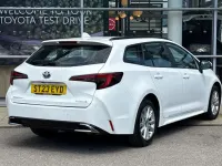 Used Toyota Corolla 138 HP (101 kW) 2023 White Estate