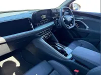 Used Audi Q5 Advanced 200 HP (147 kW) 2025 Blue SUV