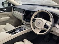 Used Volvo XC60 Inscription 197 HP (144 kW) 2021 Black SUV