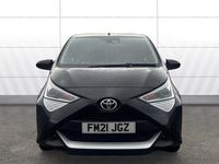 Used Toyota Aygo X-play 72 HP (52 kW) 2021 Hatchback