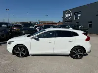 Used Volvo V40 R-Design 122 HP (89 kW) 2019 White Hatchback