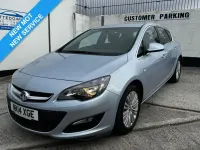 Used Vauxhall Astra Excite 100 HP (73 kW) 2014 Silver Hatchback