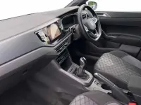 Used VW Polo R-line 95 HP (69 kW) 2022 White Hatchback
