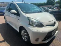 Used Toyota Aygo 68 HP (50 kW) 2013 White Hatchback