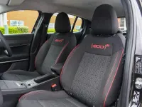 Used Fiat 600E Red 113 kW (154 HP) 2024 Black SUV