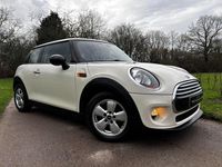 Used Mini Cooper Hatch 136 HP (100 kW) 2015 White Hatchback