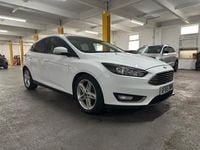 Used Ford Focus Titanium 120 HP (88 kW) 2015 White Hatchback