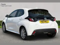 Used Toyota Yaris 116 HP (85 kW) 2023 Platinum white pearl Hatchback