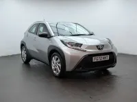 Used Toyota Aygo X X-pure 72 HP (52 kW) 2022 Silver SUV